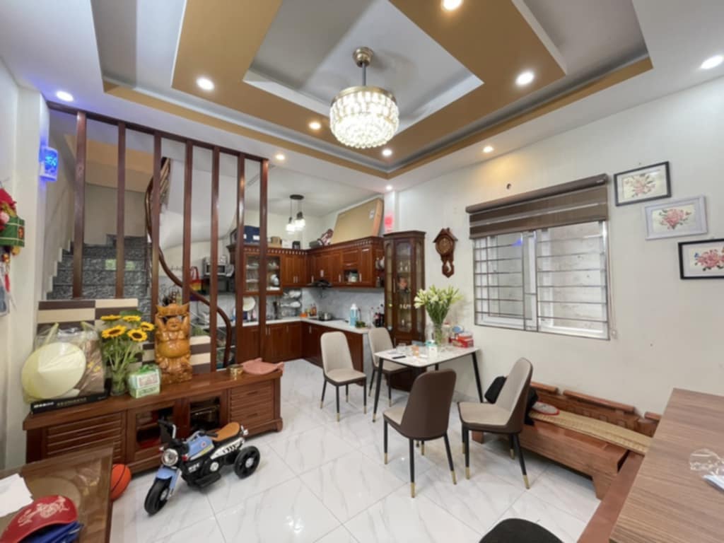 Thạch bàn Long biên 20m ô tô tránh, 51m2 4 tầng 5.6 tỷ - Ảnh chính